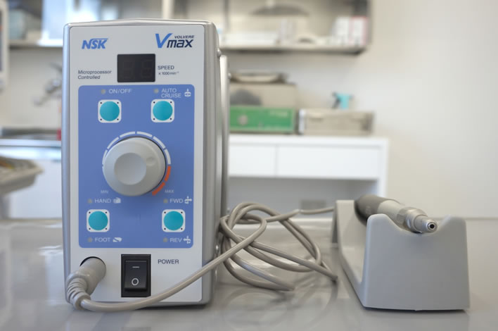 歯科電気エンジン