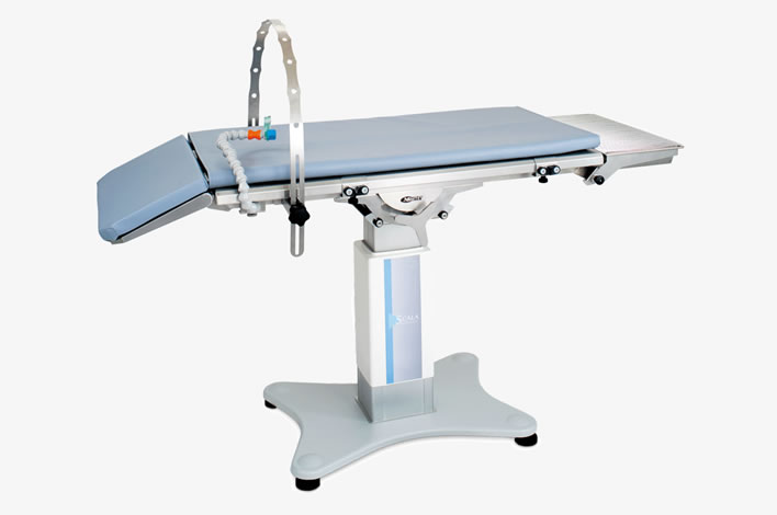 電動フラット手術台(メニックス)